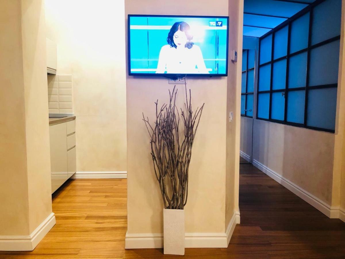 Luxury Apartment Frattina 34 Anelli Rome Luaran gambar